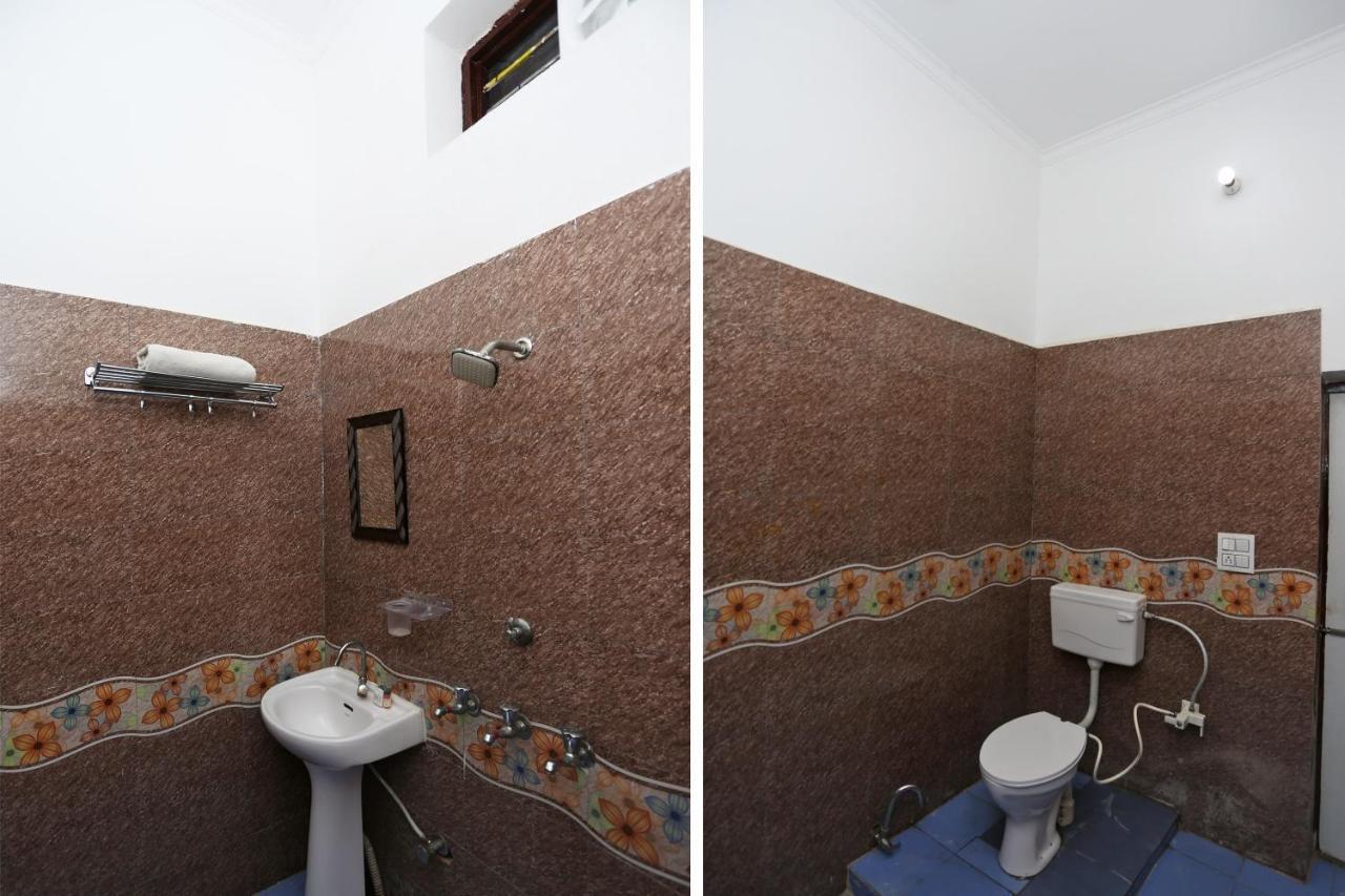 Oyo 29517 Hotel Barsana Palace Chhata Екстер'єр фото
